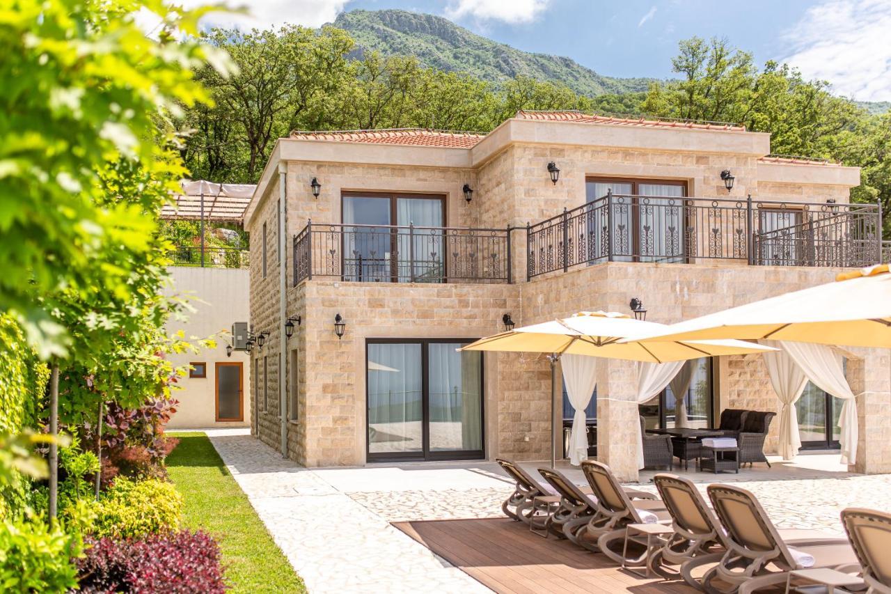 Oak Leaf Residences Budva Exteriör bild